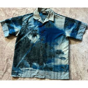 ODO Men's Blue Button Up Collared Shirt‎ Men's Size Medium